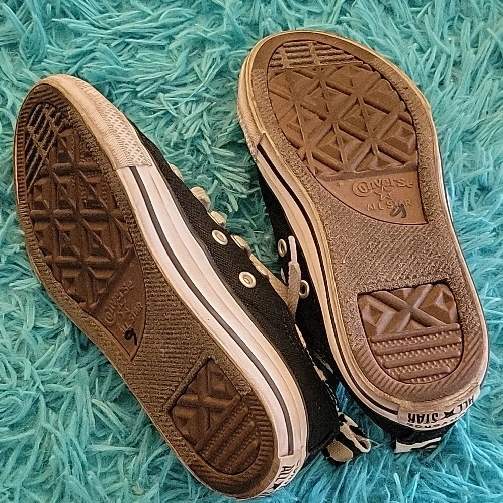 Converse black cheetah/leopard print size EUR32/Juniors 1 - Picture 5 of 7